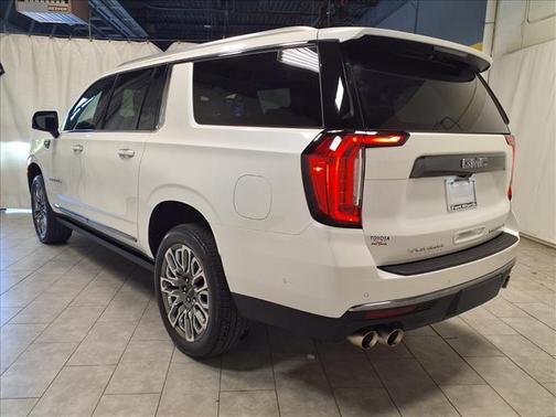 2024 GMC Yukon XL Denali Ultimate