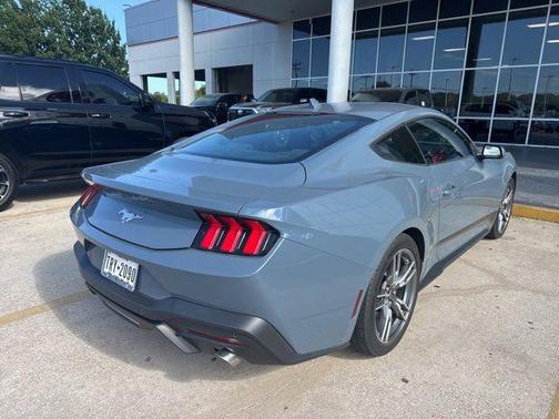 2024 Ford Mustang EcoBoost