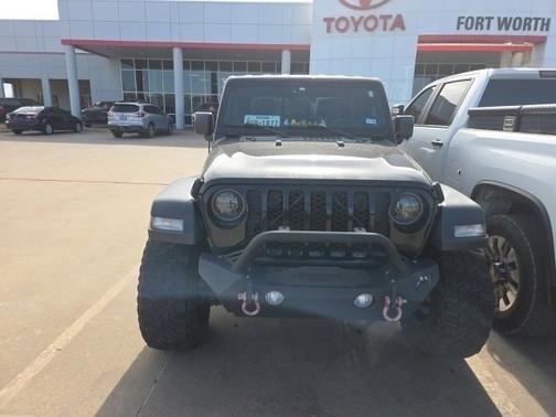 2021 Jeep Gladiator Sport