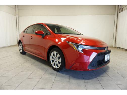 Photo 1 of 26 of 2020 Toyota Corolla LE