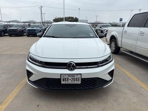 Pure White 2025 Volkswagen Jetta 1.5T Sport