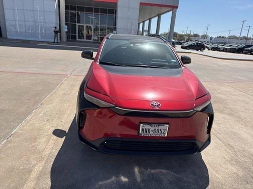 2025 Toyota bZ4X XLE