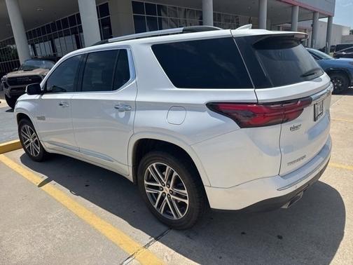 2022 Chevrolet Traverse High Country