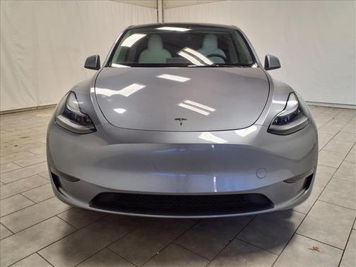 2025 Tesla Model Y Long Range Single Motor Rear-Wheel Drive