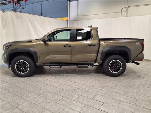 2025 Toyota Tacoma TRD Off Road