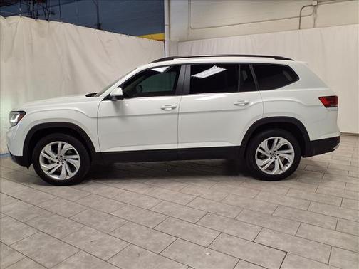 2022 Volkswagen Atlas 3.6L SE w/Technology