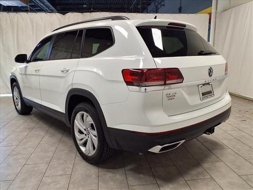2022 Volkswagen Atlas 3.6L SE w/Technology