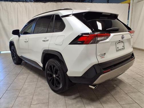 2024 Toyota RAV4 Hybrid SE