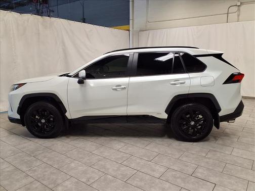 2024 Toyota RAV4 Hybrid SE