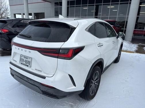 2025 Lexus NX 250 Premium