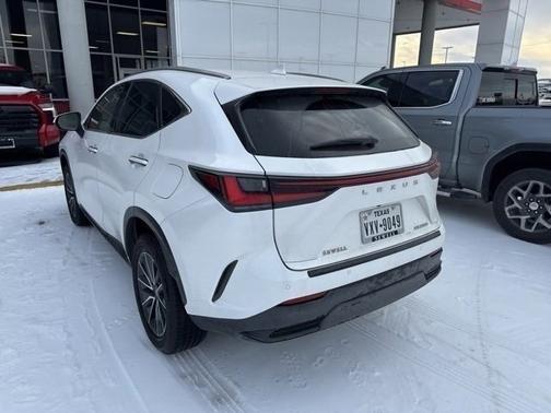 2025 Lexus NX 250 Premium