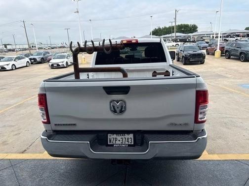 Bright White Clearcoat 2024 RAM 2500 Big Horn Crew Cab 4x4 6'4' Box