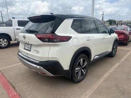 2023 Nissan Rogue Platinum