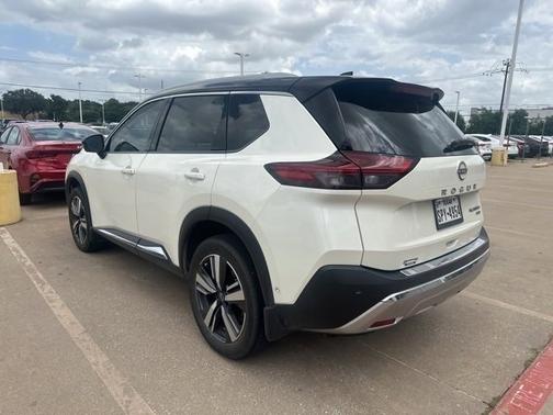 2023 Nissan Rogue Platinum