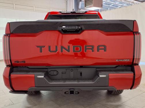 2025 Toyota Tundra Hybrid Platinum