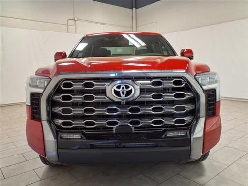 2025 Toyota Tundra Hybrid Platinum