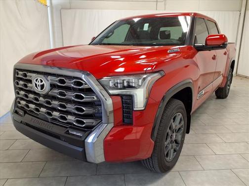 2025 Toyota Tundra Hybrid Platinum