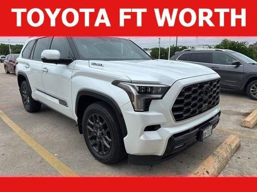 Pearl 2025 Toyota Sequoia SR5