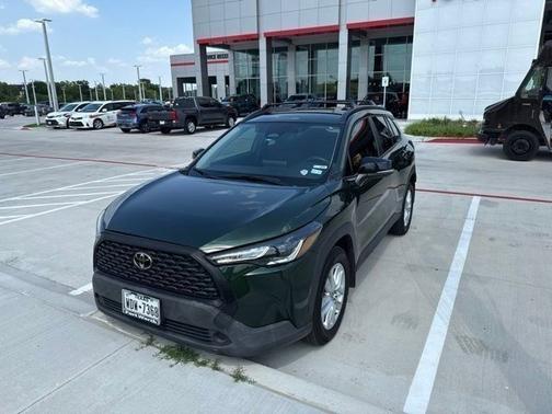 Celestite 2025 Toyota Corolla Cross LE