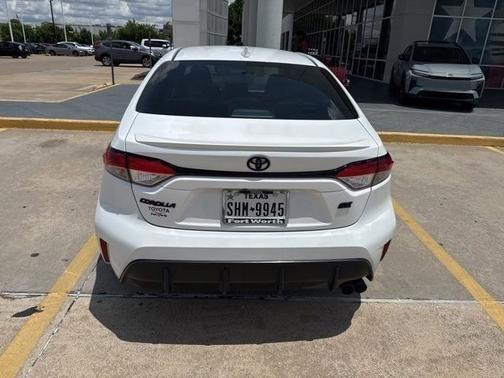 Ice 2025 Toyota Corolla SE