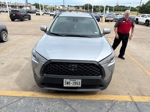 2022 Toyota Corolla Cross LE
