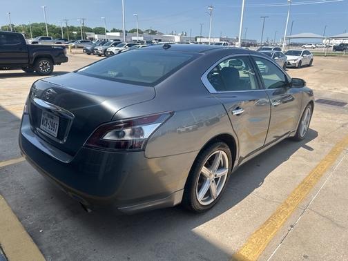 2014 Nissan Maxima SV