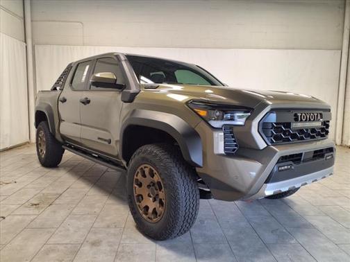 2025 Toyota Tacoma Hybrid Trailhunter