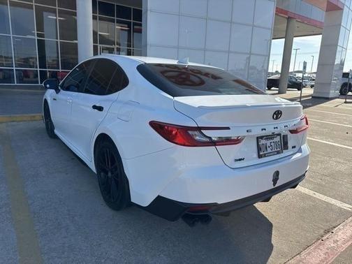 Ice Cap 2025 Toyota Camry SE