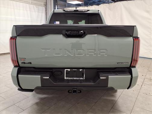 2026 Toyota Tundra Hybrid Platinum