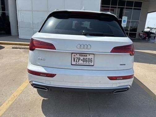 2023 Audi Q5 45 S line Premium Plus