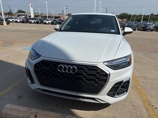 2023 Audi Q5 45 S line Premium Plus