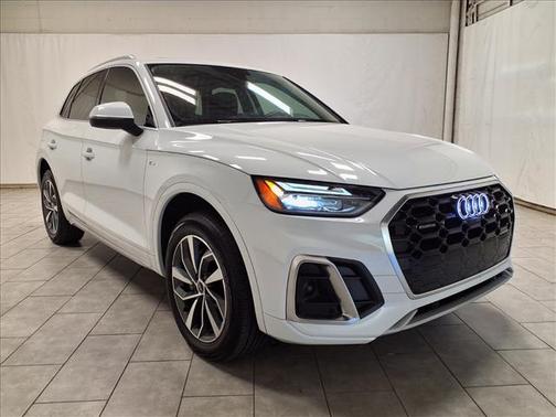 2023 Audi Q5 45 S line Premium Plus
