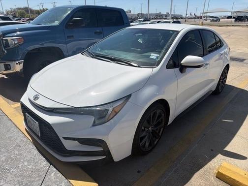 Ice Cap 2025 Toyota Corolla SE