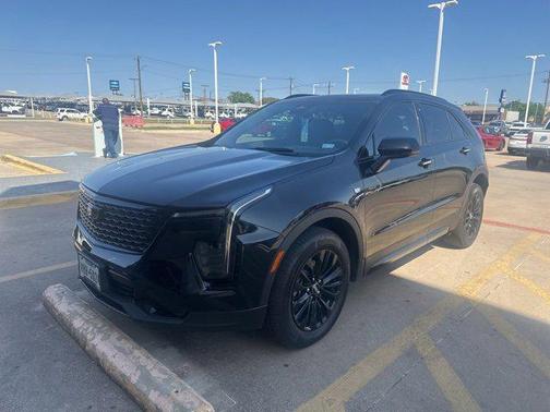 2024 Cadillac XT4 Premium Luxury
