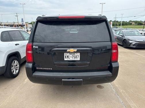 Black 2017 Chevrolet Suburban LT