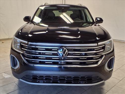Deep Black Pearl 2025 Volkswagen Atlas 2.0T SEL