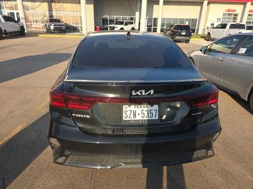 Aurora Black 2023 Kia Forte GT-Line