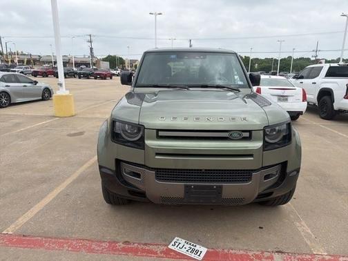 Santorini Black Metallic 2021 Land Rover Defender 110 X-Dynamic SE