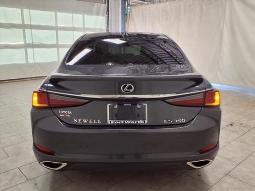 2025 Lexus ES 350 Ultra Luxury