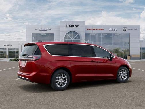 Red Hot Pearlcoat 2026 Chrysler Pacifica L