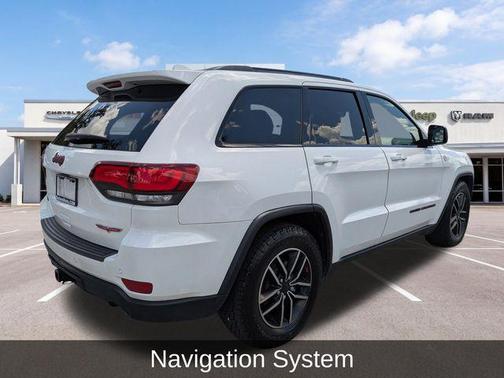 Bright White Clearcoat 2019 Jeep Grand Cherokee Trailhawk