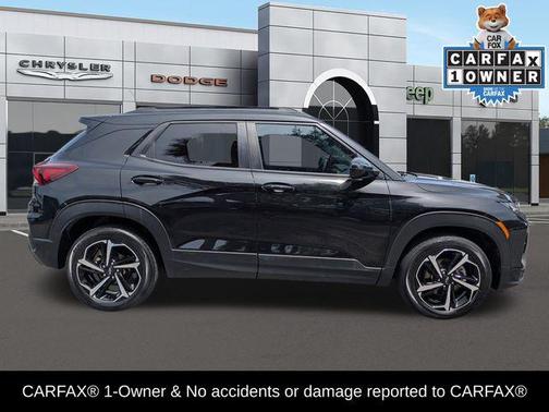 Mosaic Black Metallic 2021 Chevrolet Trailblazer RS