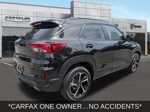 Mosaic Black Metallic 2021 Chevrolet Trailblazer RS
