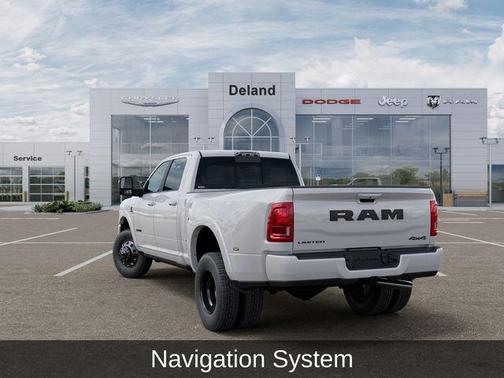 2026 RAM 3500 Limited Crew Cab 4x4 8' Box