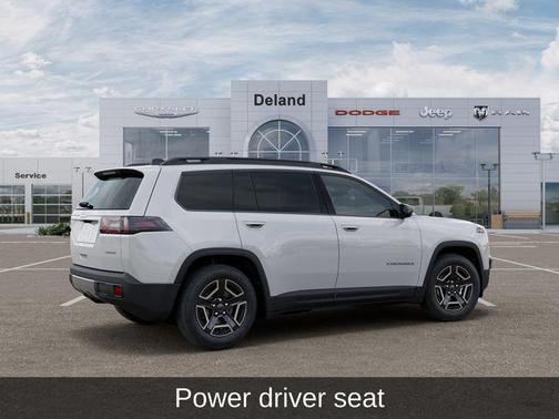 Bright White Clearcoat 2026 Jeep Cherokee Laredo 4x4
