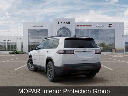 Bright White Clearcoat 2026 Jeep Cherokee Laredo 4x4