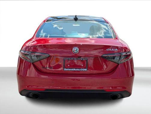 2024 Alfa Romeo Giulia Ti