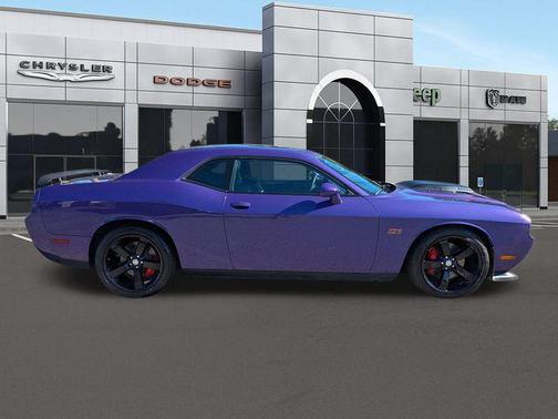 2013 Dodge Challenger SRT8