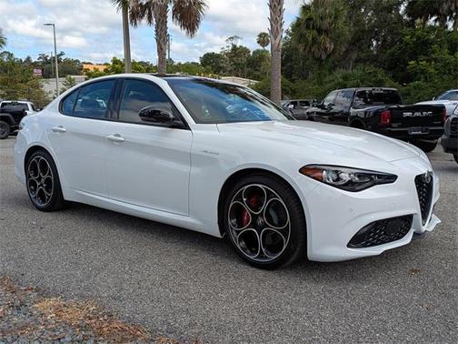 2024 Alfa Romeo Giulia Veloce RWD