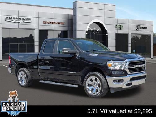 Diamond Black Crystal Pearlcoat 2021 RAM 1500 Big Horn/Lone Star